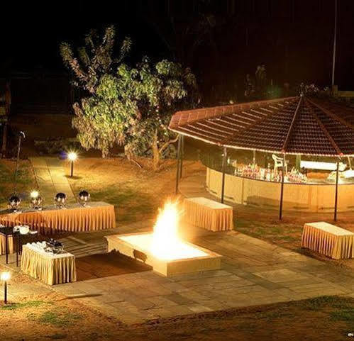 Olde Bangalore Resort And Convention Center Devanahalli Exterior foto